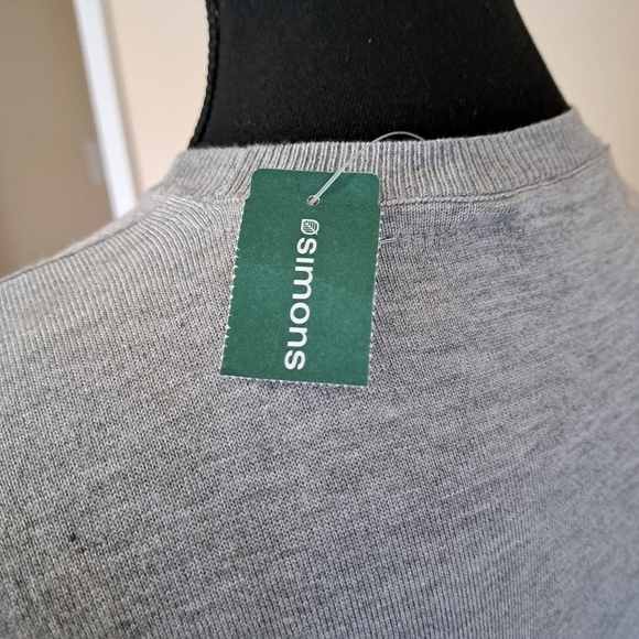 NWT Twik Grey Sweater Crewneck Long Sleeved Size Medium Knit Top Lightweight - Picture 8 of 12